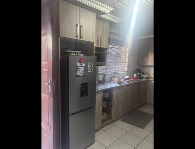 3 BEDROOM HOUSE FOR SALE IN SOSHANGUVE GG
